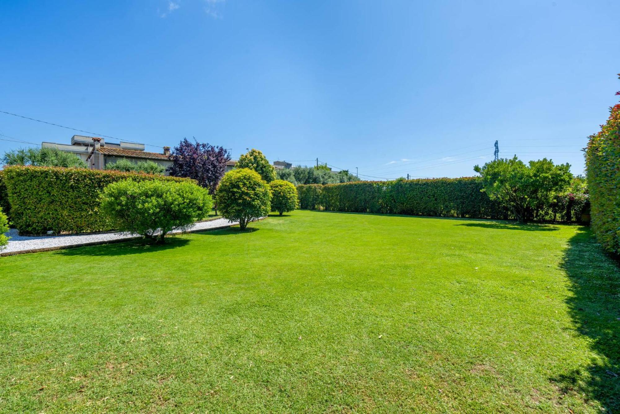 Villa Lorenzo Querceta Esterno foto